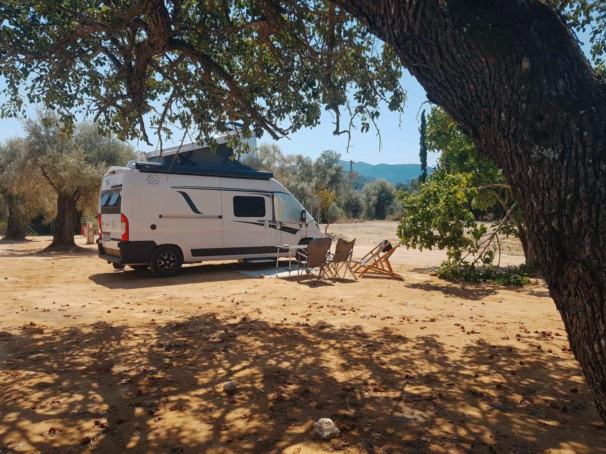 Nirikos Camping Spasmeni Vrisi Esterno foto