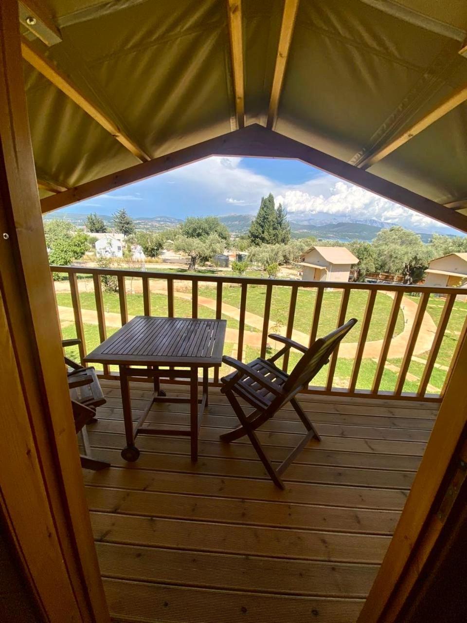 Nirikos Camping Spasmeni Vrisi Esterno foto