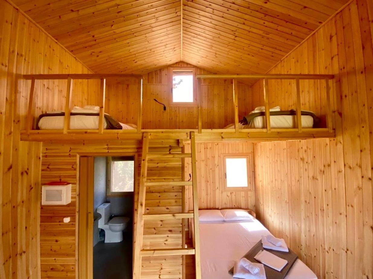 Nirikos Camping Spasmeni Vrisi Camera foto